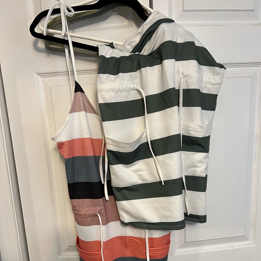 2 rompers never worn